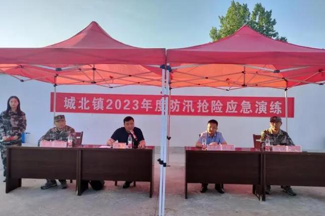 “汛”速行動(dòng)，以練筑防！金安區(qū)城北鎮(zhèn)開展防汛搶險(xiǎn)應(yīng)急演練